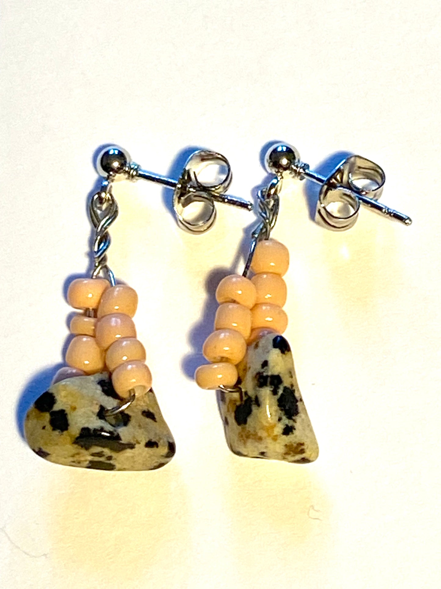 Peach Leopard PointStone Earrings