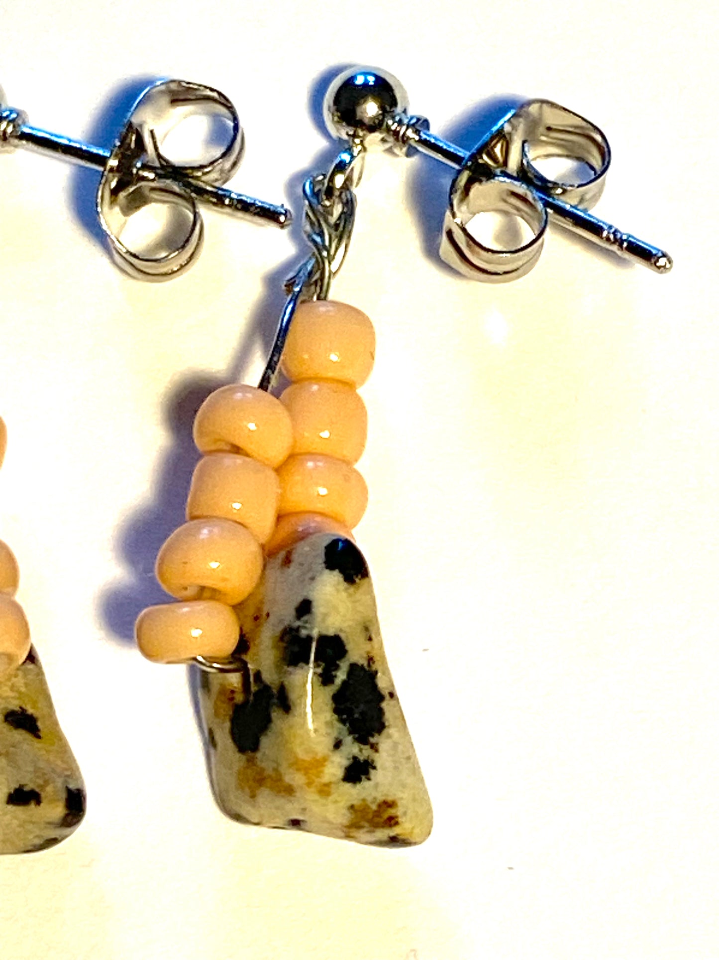 Peach Leopard PointStone Earrings