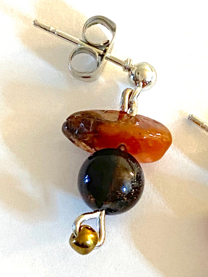 Onyx Red Agate Earring