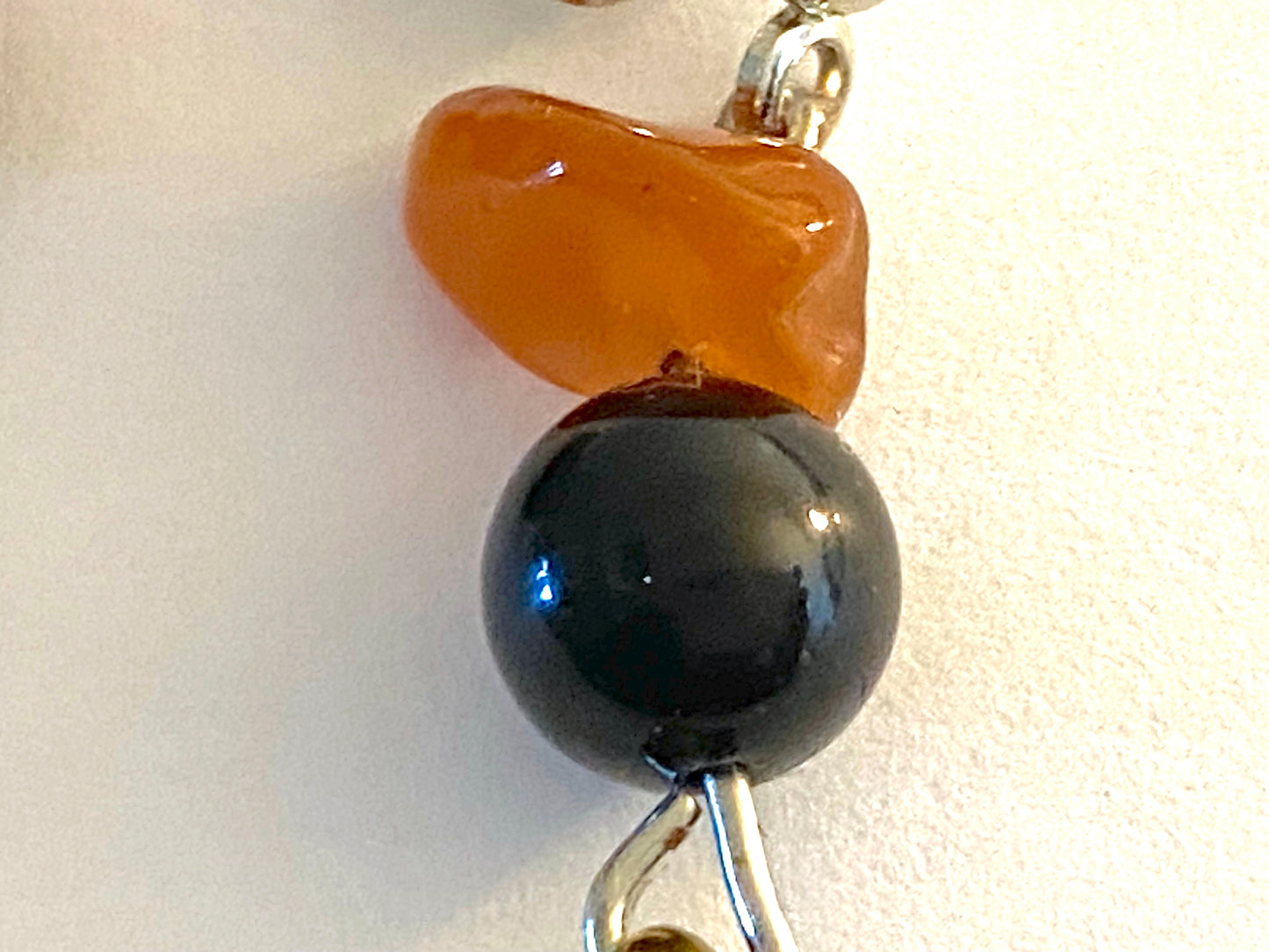 Onyx Red Agate Earring